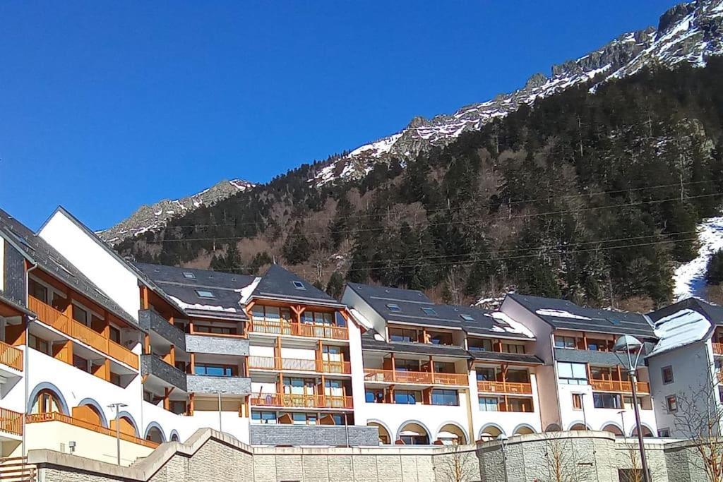 Appartement Chaleureux En Coeur De Station 라헝스 외부 사진